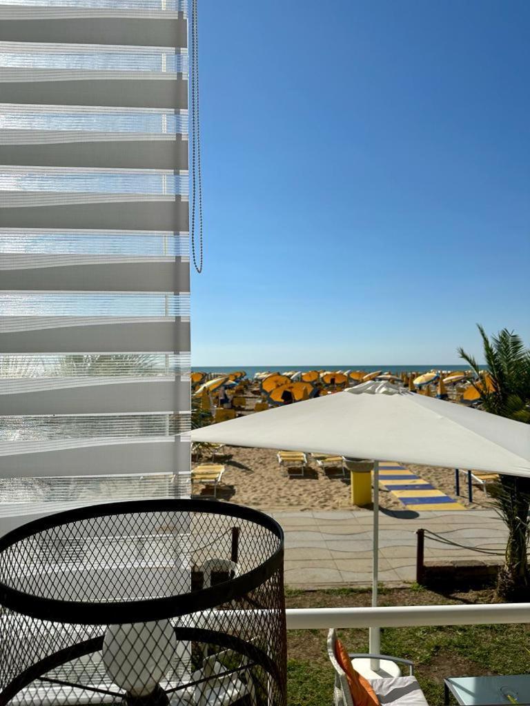Hotel Nizza Frontemare Superior 3 Stelle Lido di Jesolo Exterior photo
