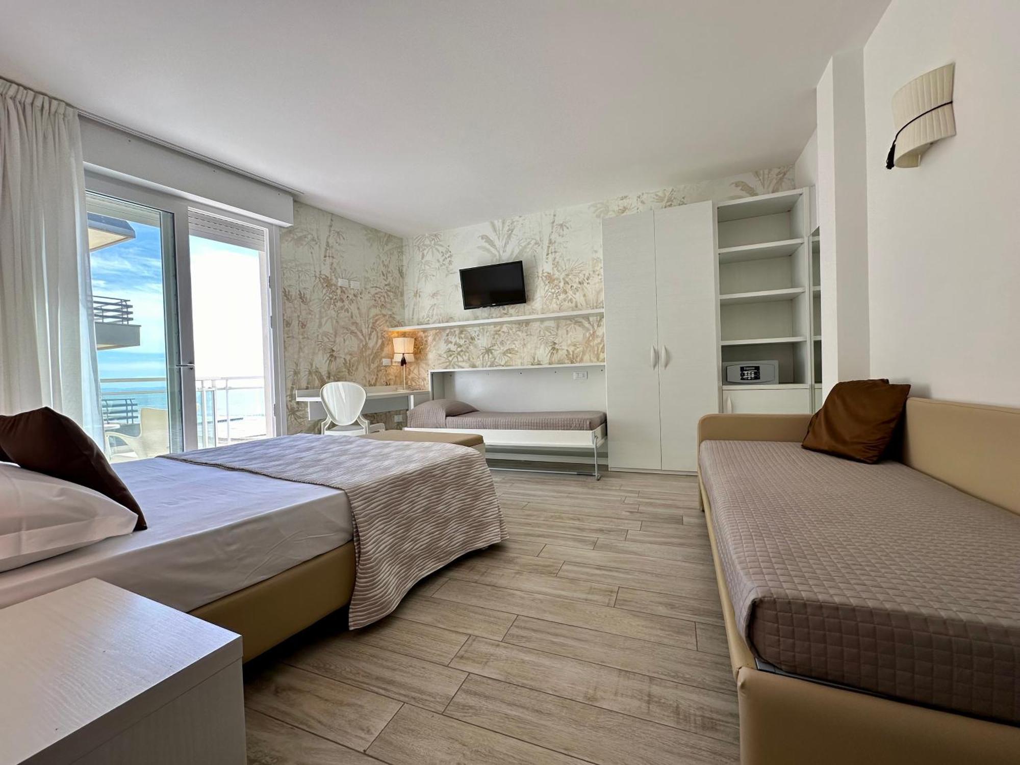 Hotel Nizza Frontemare Superior 3 Stelle Lido di Jesolo Exterior photo