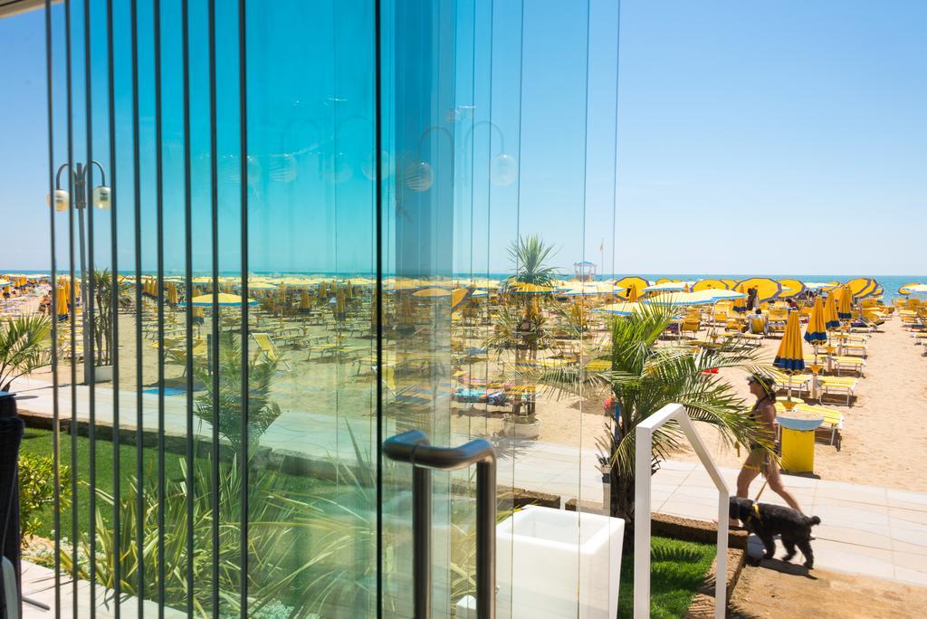 Hotel Nizza Frontemare Superior 3 Stelle Lido di Jesolo Exterior photo