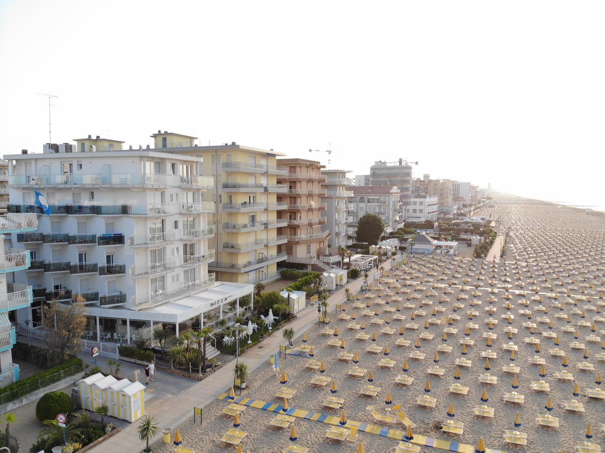 Hotel Nizza Frontemare Superior 3 Stelle Lido di Jesolo Exterior photo